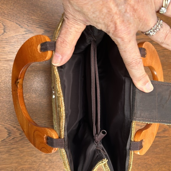 Perfect sweet out to dinner or formal occasion. Perfect condition. No brand. - Picture 4 of 5